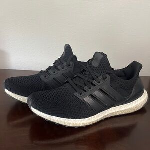 Black Ultraboost Women’s Tennis Shoes